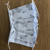 Masque gris - Avions en papier noir